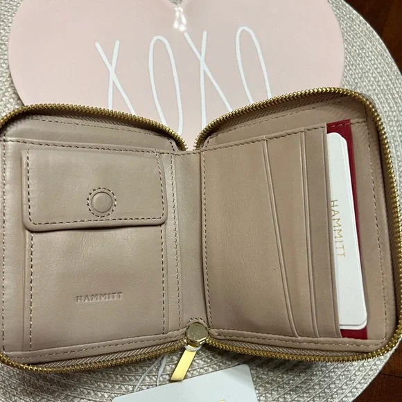 NWT Hammitt 5 North Wallet - Picture 3 of 3